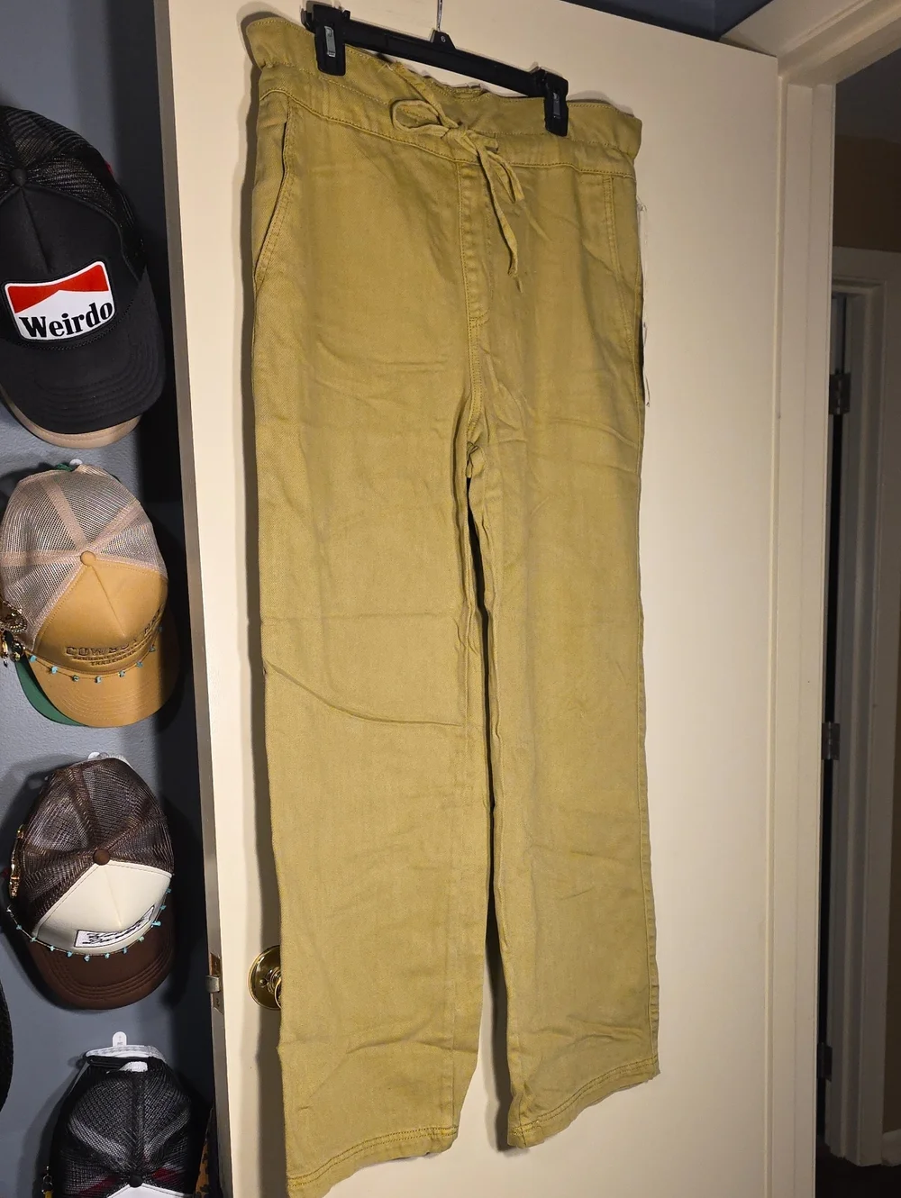 Universal Thread Adjustable Tie Jeans